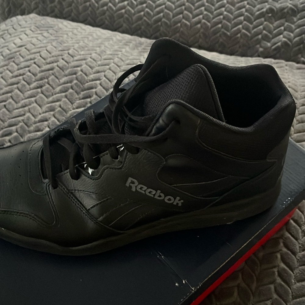 Reebok men’s sneakers